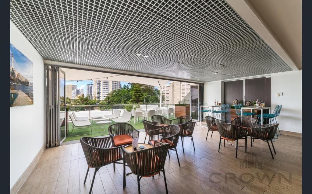 High Floor Ocean View At Surfers Paradise - Hotel Studio 黄金海岸 外观 照片